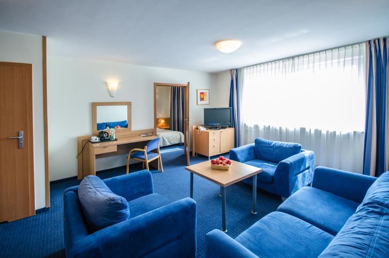 Hotel Wilanów By Desilva 3*